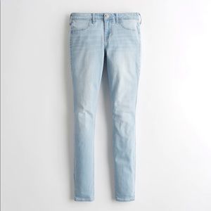 Hollister light wash skinny jeans